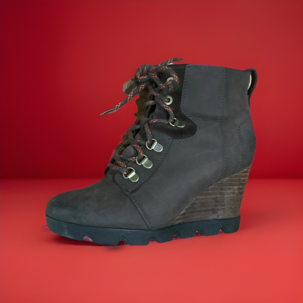 Sorel Joan Uptown Lace Waterproof Nubuck Boots Brown Size 7 NL3791